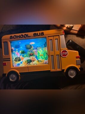 Yellow School Bus Water Aquarium Toy - Kids Interactive Play